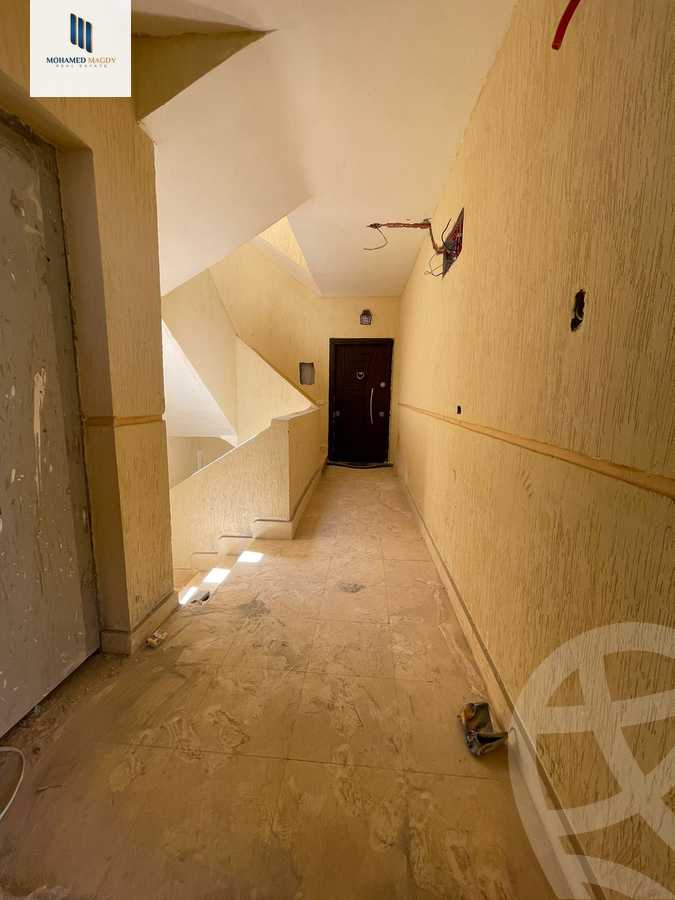 https://aqarmap.com.eg/en/listing/5934336-for-sale-cairo-6th-of-october-featured-neighborhood-first-touristic-village-el-shaheed-mohammed-abdul-latif-alshimi-st