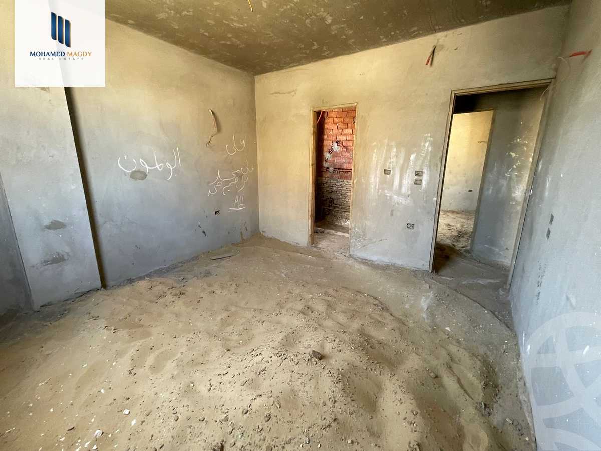 https://aqarmap.com.eg/en/listing/5934336-for-sale-cairo-6th-of-october-featured-neighborhood-first-touristic-village-el-shaheed-mohammed-abdul-latif-alshimi-st
