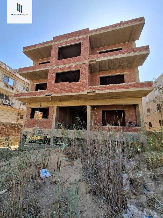 https://aqarmap.com.eg/en/listing/5935006-for-sale-cairo-el-sheikh-zayed-city-el-hay-elasher-street-100