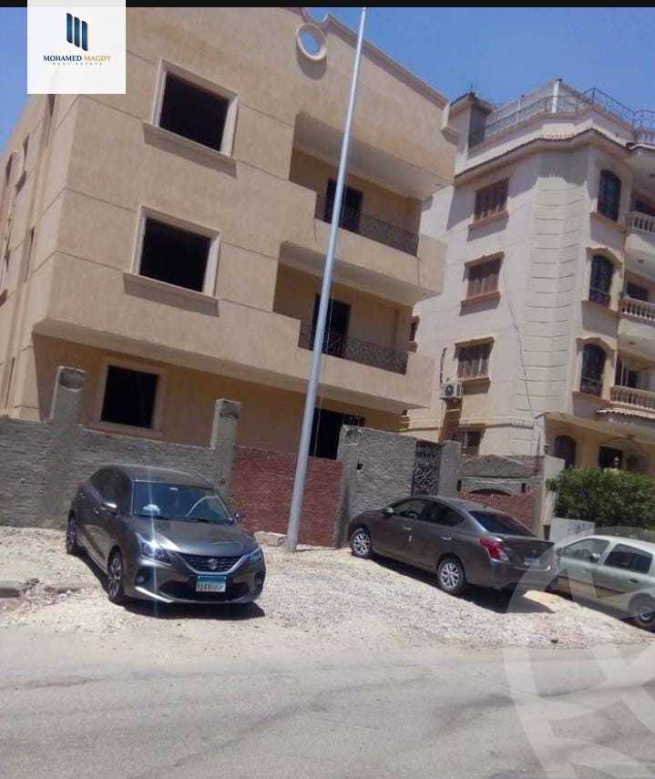 https://aqarmap.com.eg/en/listing/5935049-for-sale-cairo-el-sheikh-zayed-city-el-hay-el-hady-ashaer-area-3-street-35