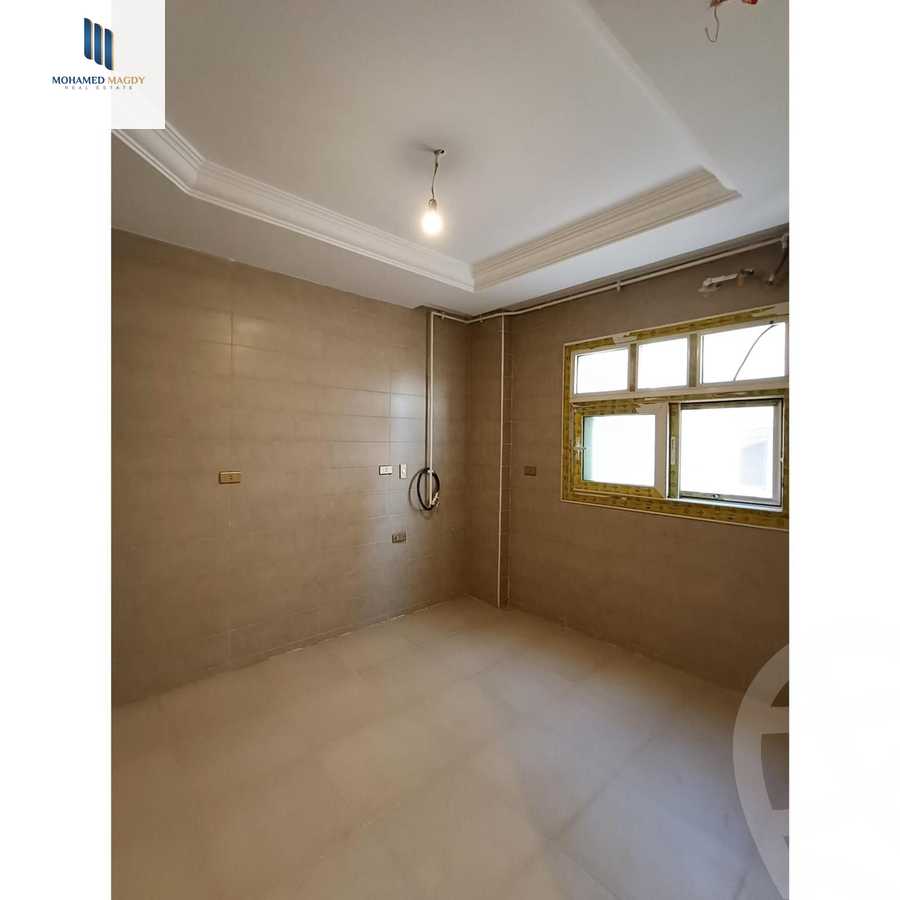 https://aqarmap.com.eg/ar/listing/5954129-for-sale-cairo-el-sheikh-zayed-city-el-hay-eltaseaa-area-1-el-bostan-st
