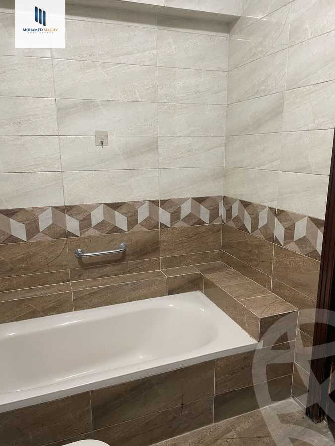 https://aqarmap.com.eg/ar/listing/5959646-for-sale-cairo-el-sheikh-zayed-city-small-investor