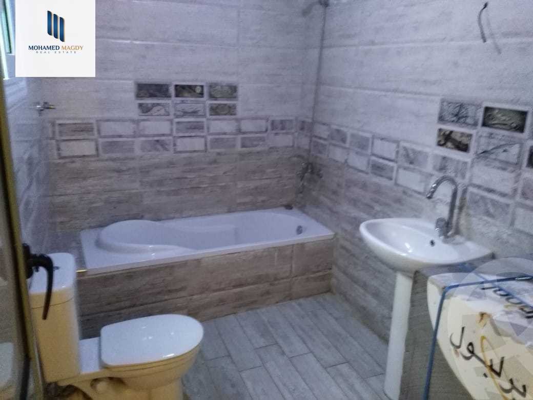 https://aqarmap.com.eg/ar/listing/5960726-for-sale-cairo-el-sheikh-zayed-city-el-hay-el-hady-ashaer-area-1-street-16