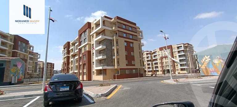 https://aqarmap.com.eg/ar/listing/5966736-for-sale-cairo-6th-of-october-compounds-jn-ktwbr