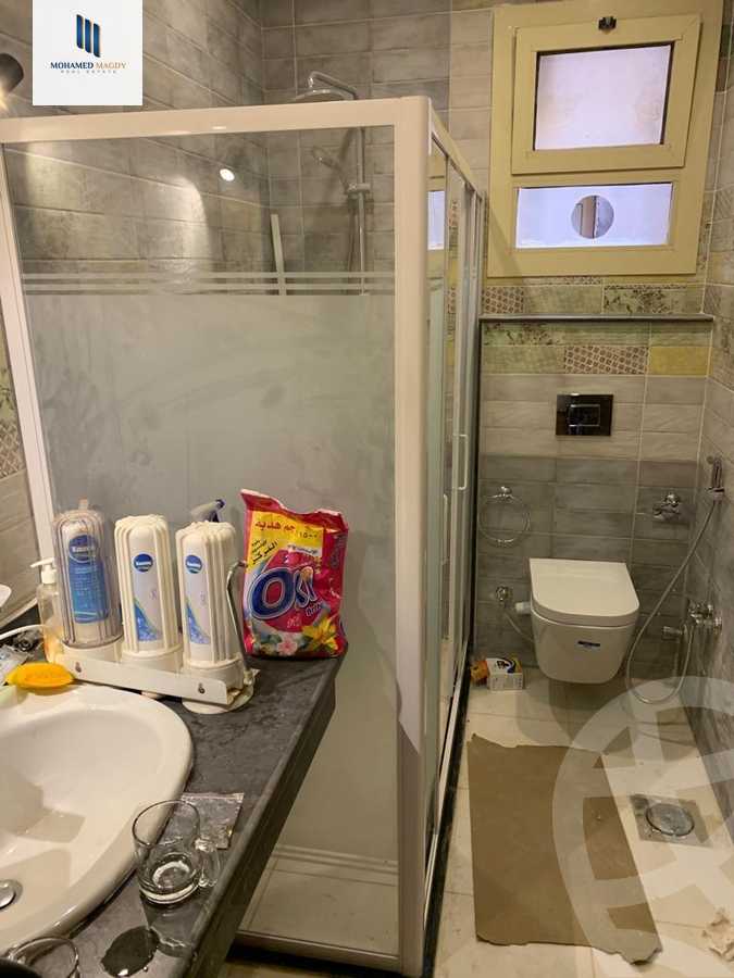 https://aqarmap.com.eg/en/listing/5976242-for-sale-cairo-el-sheikh-zayed-city-compounds-el-khamayel