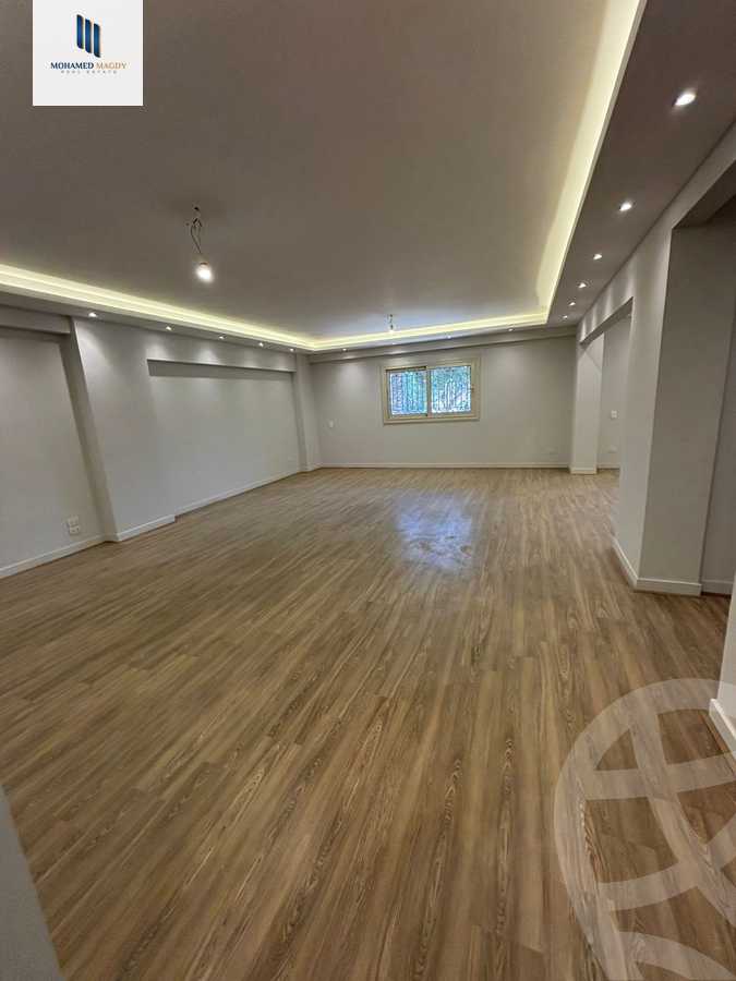 https://aqarmap.com.eg/ar/listing/5980643-for-sale-cairo-6th-of-october-featured-neighborhood-fourth-touristic-village-yehia-haqy-st