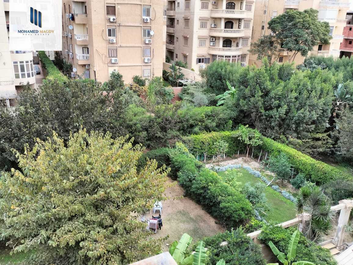 https://aqarmap.com.eg/en/listing/5988940-for-sale-cairo-6th-of-october-featured-neighborhood-fourth-touristic-village-mahmoud-sami-el-baroudi-st