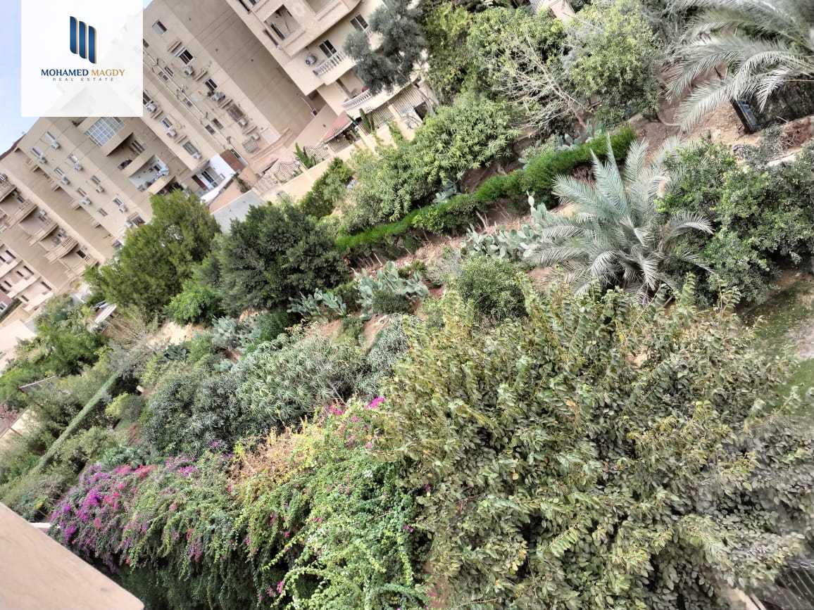 https://aqarmap.com.eg/en/listing/5988940-for-sale-cairo-6th-of-october-featured-neighborhood-fourth-touristic-village-mahmoud-sami-el-baroudi-st