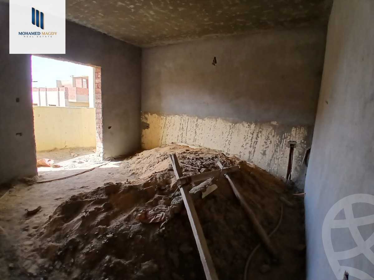 https://aqarmap.com.eg/en/listing/6015096-for-sale-cairo-6th-of-october-featured-neighborhood-sixth-touristic-village-mohamed-el-tabeay-st