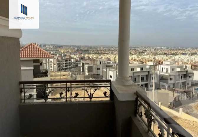 https://aqarmap.com.eg/en/listing/6017880-for-sale-cairo-el-sheikh-zayed-city-compounds-el-khamayel