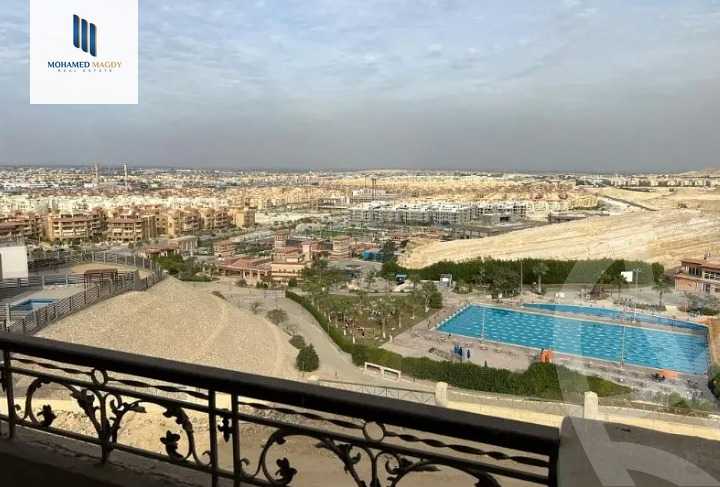 https://aqarmap.com.eg/en/listing/6017880-for-sale-cairo-el-sheikh-zayed-city-compounds-el-khamayel
