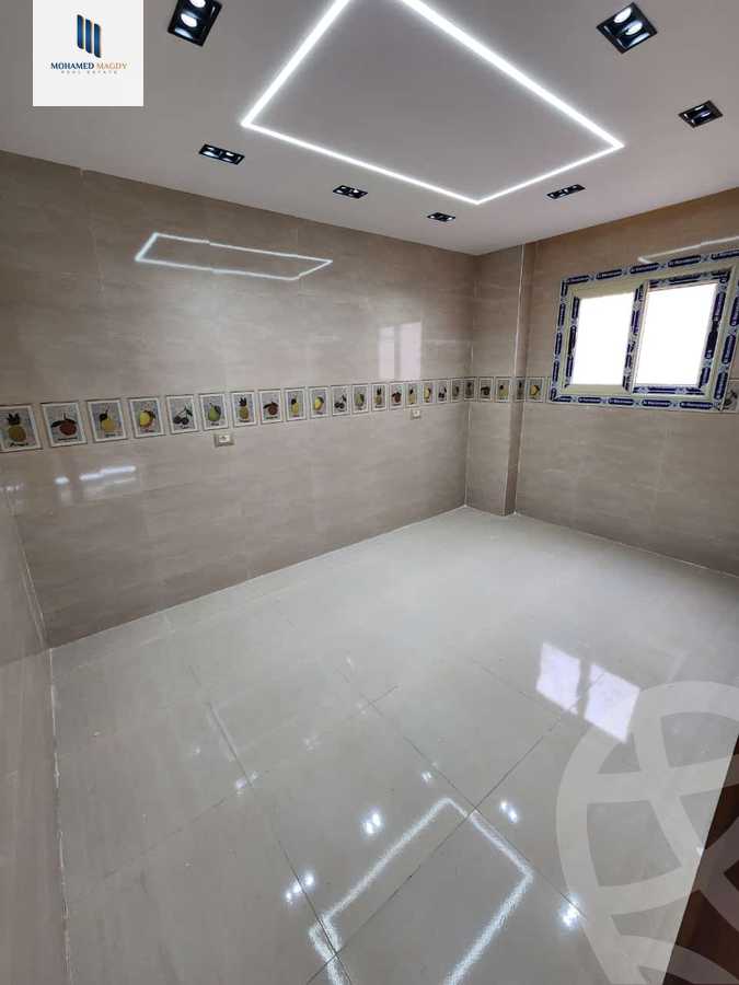 https://aqarmap.com.eg/ar/listing/6017922-for-sale-cairo-el-sheikh-zayed-city-compounds-el-khamayel