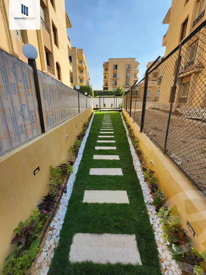 https://aqarmap.com.eg/ar/listing/6017922-for-sale-cairo-el-sheikh-zayed-city-compounds-el-khamayel