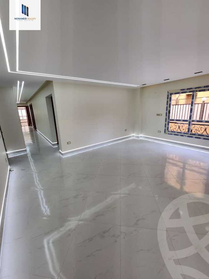 https://aqarmap.com.eg/ar/listing/6017922-for-sale-cairo-el-sheikh-zayed-city-compounds-el-khamayel