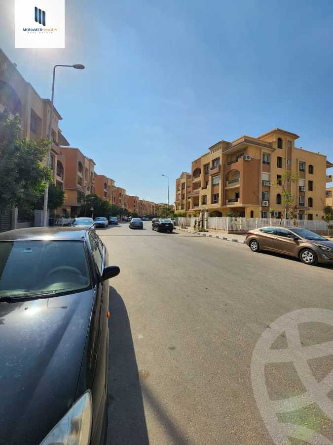 https://aqarmap.com.eg/ar/listing/6017922-for-sale-cairo-el-sheikh-zayed-city-compounds-el-khamayel