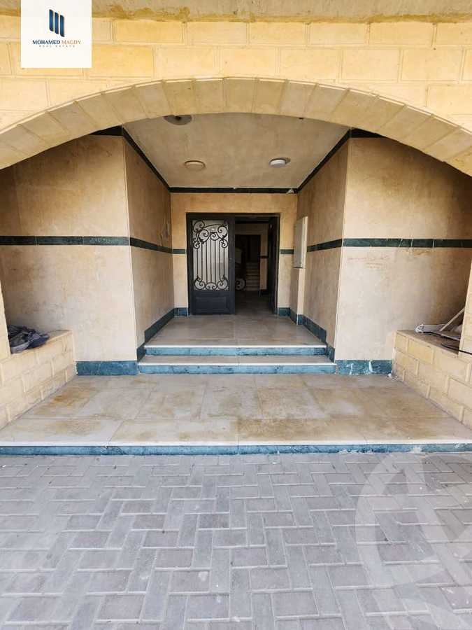 https://aqarmap.com.eg/ar/listing/6017922-for-sale-cairo-el-sheikh-zayed-city-compounds-el-khamayel