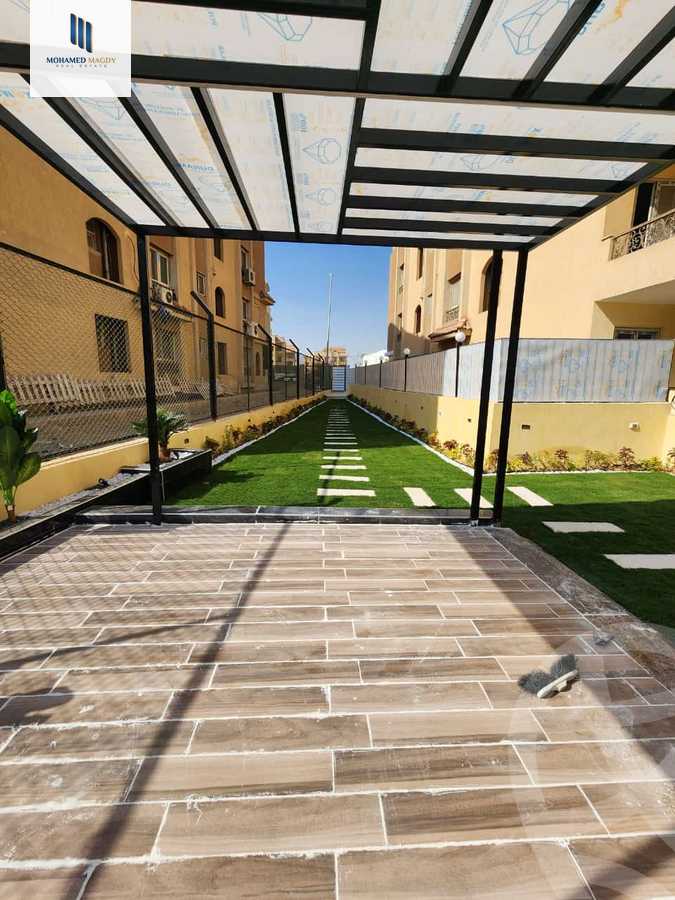 https://aqarmap.com.eg/ar/listing/6017922-for-sale-cairo-el-sheikh-zayed-city-compounds-el-khamayel