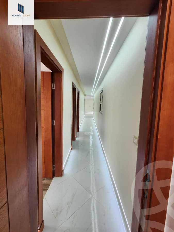 https://aqarmap.com.eg/ar/listing/6017922-for-sale-cairo-el-sheikh-zayed-city-compounds-el-khamayel