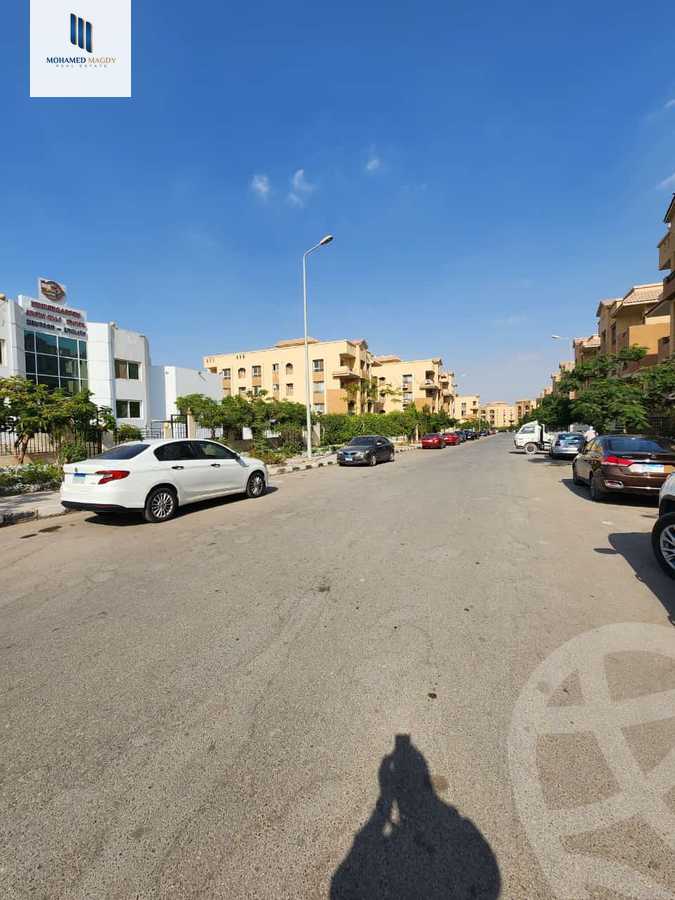 https://aqarmap.com.eg/ar/listing/6017922-for-sale-cairo-el-sheikh-zayed-city-compounds-el-khamayel