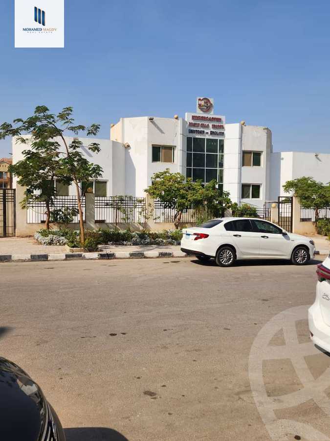 https://aqarmap.com.eg/ar/listing/6017922-for-sale-cairo-el-sheikh-zayed-city-compounds-el-khamayel