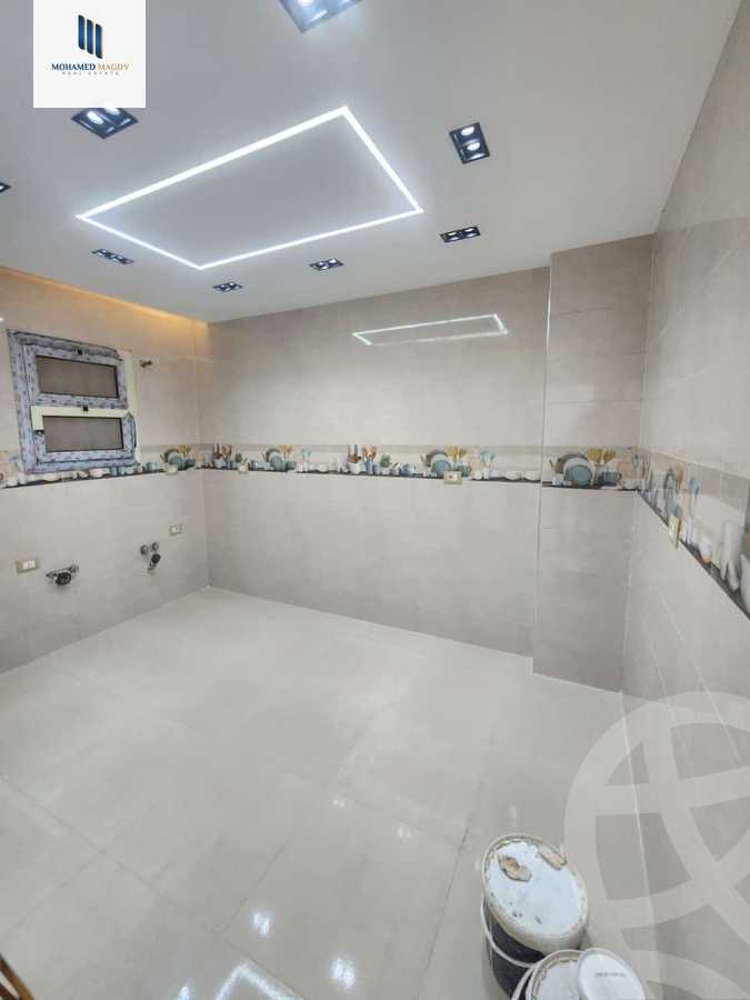 https://aqarmap.com.eg/en/listing/6017994-for-sale-cairo-el-sheikh-zayed-city-compounds-el-khamayel