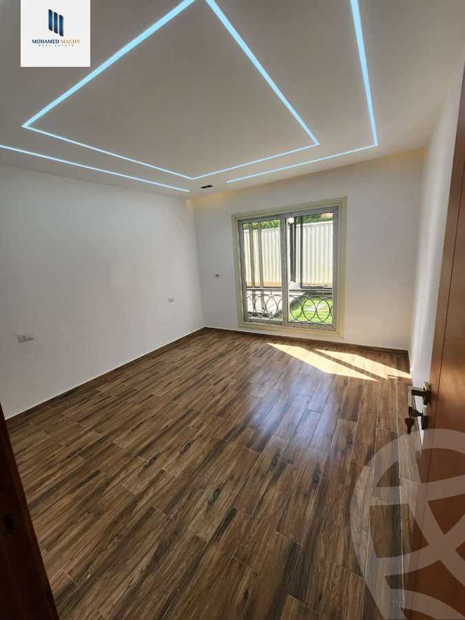 https://aqarmap.com.eg/en/listing/6017994-for-sale-cairo-el-sheikh-zayed-city-compounds-el-khamayel