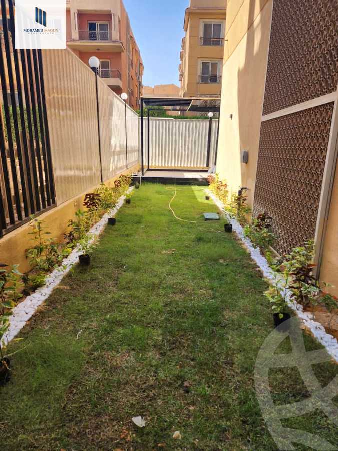 https://aqarmap.com.eg/en/listing/6017994-for-sale-cairo-el-sheikh-zayed-city-compounds-el-khamayel