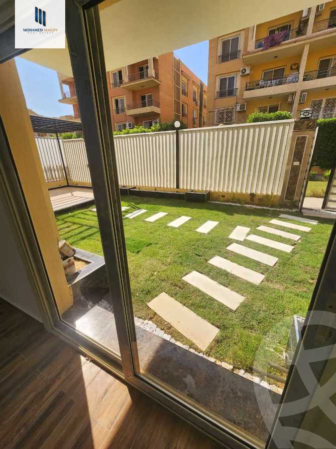 https://aqarmap.com.eg/en/listing/6017994-for-sale-cairo-el-sheikh-zayed-city-compounds-el-khamayel