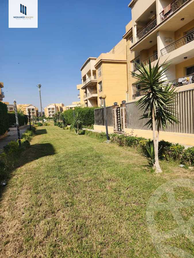 https://aqarmap.com.eg/en/listing/6017994-for-sale-cairo-el-sheikh-zayed-city-compounds-el-khamayel
