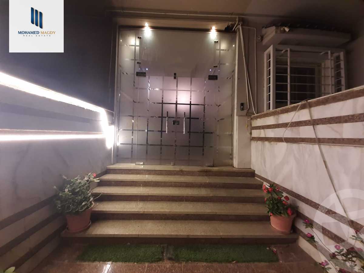 https://aqarmap.com.eg/en/listing/6018016-for-sale-cairo-el-sheikh-zayed-city-compounds-el-khamayel