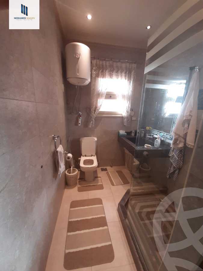 https://aqarmap.com.eg/en/listing/6018016-for-sale-cairo-el-sheikh-zayed-city-compounds-el-khamayel