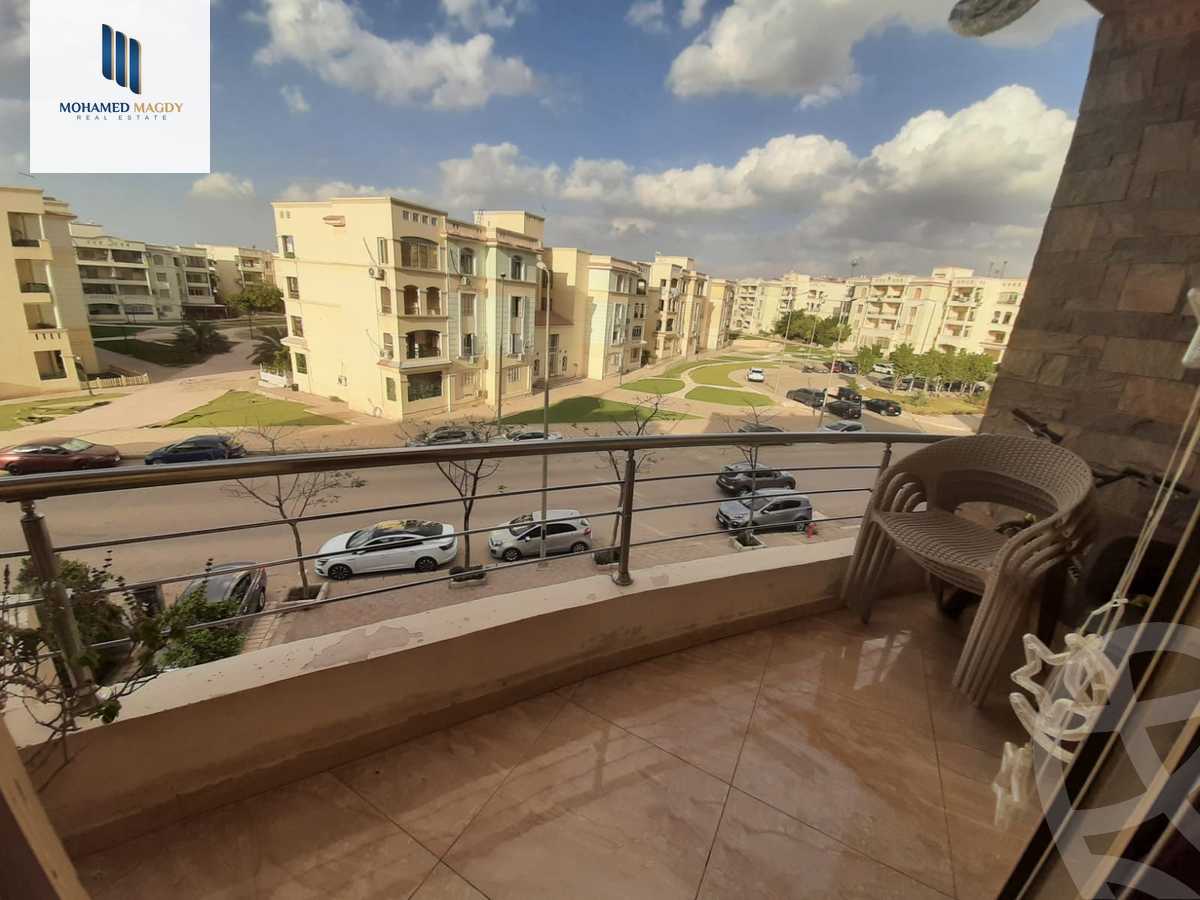 https://aqarmap.com.eg/en/listing/6018016-for-sale-cairo-el-sheikh-zayed-city-compounds-el-khamayel