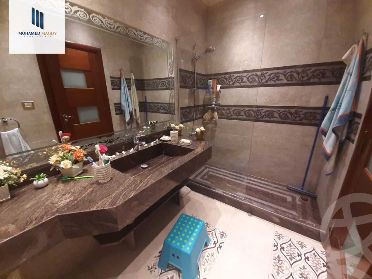 https://aqarmap.com.eg/en/listing/6018016-for-sale-cairo-el-sheikh-zayed-city-compounds-el-khamayel