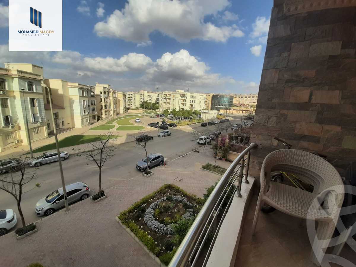https://aqarmap.com.eg/en/listing/6018016-for-sale-cairo-el-sheikh-zayed-city-compounds-el-khamayel