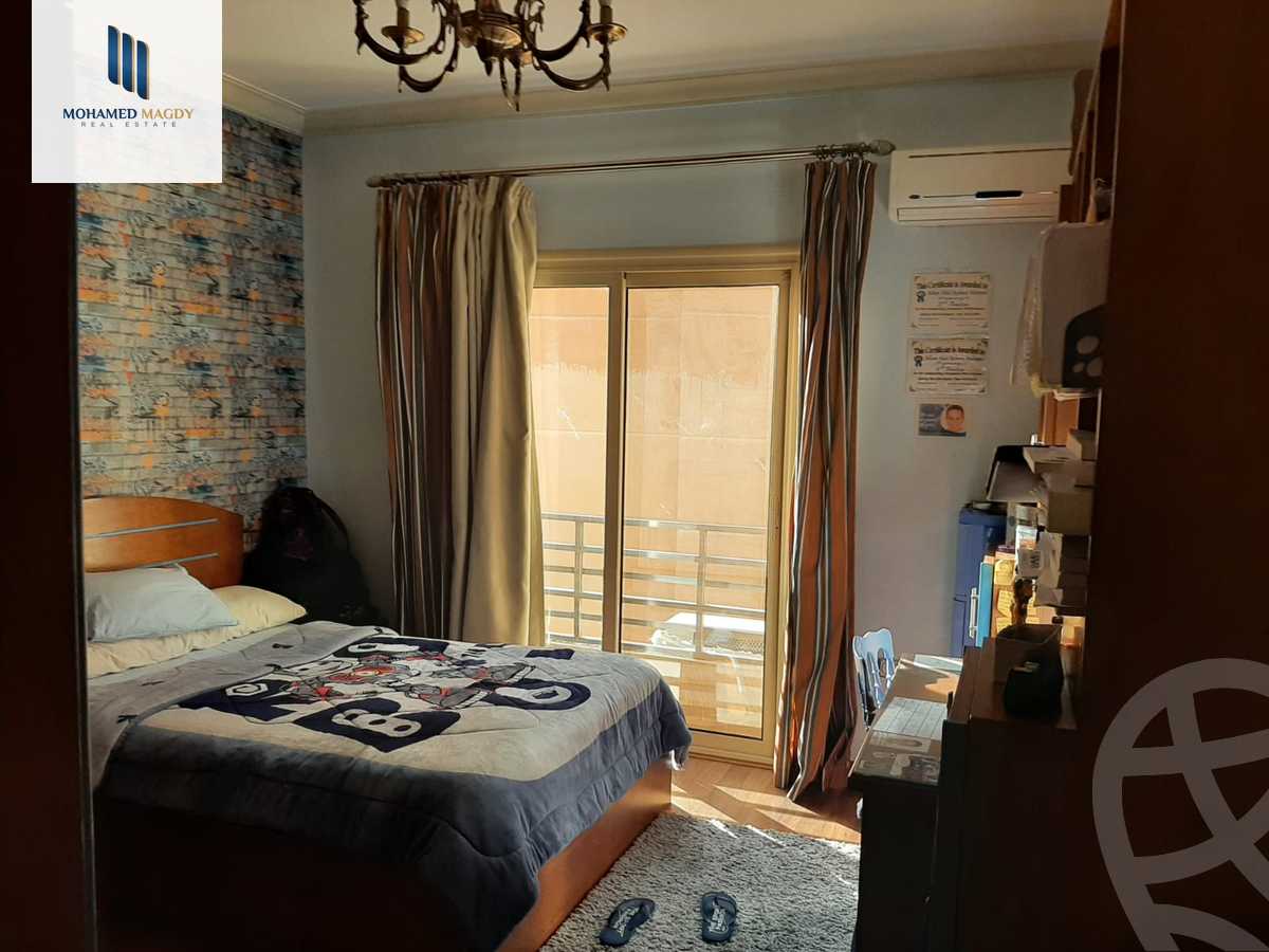https://aqarmap.com.eg/en/listing/6018016-for-sale-cairo-el-sheikh-zayed-city-compounds-el-khamayel