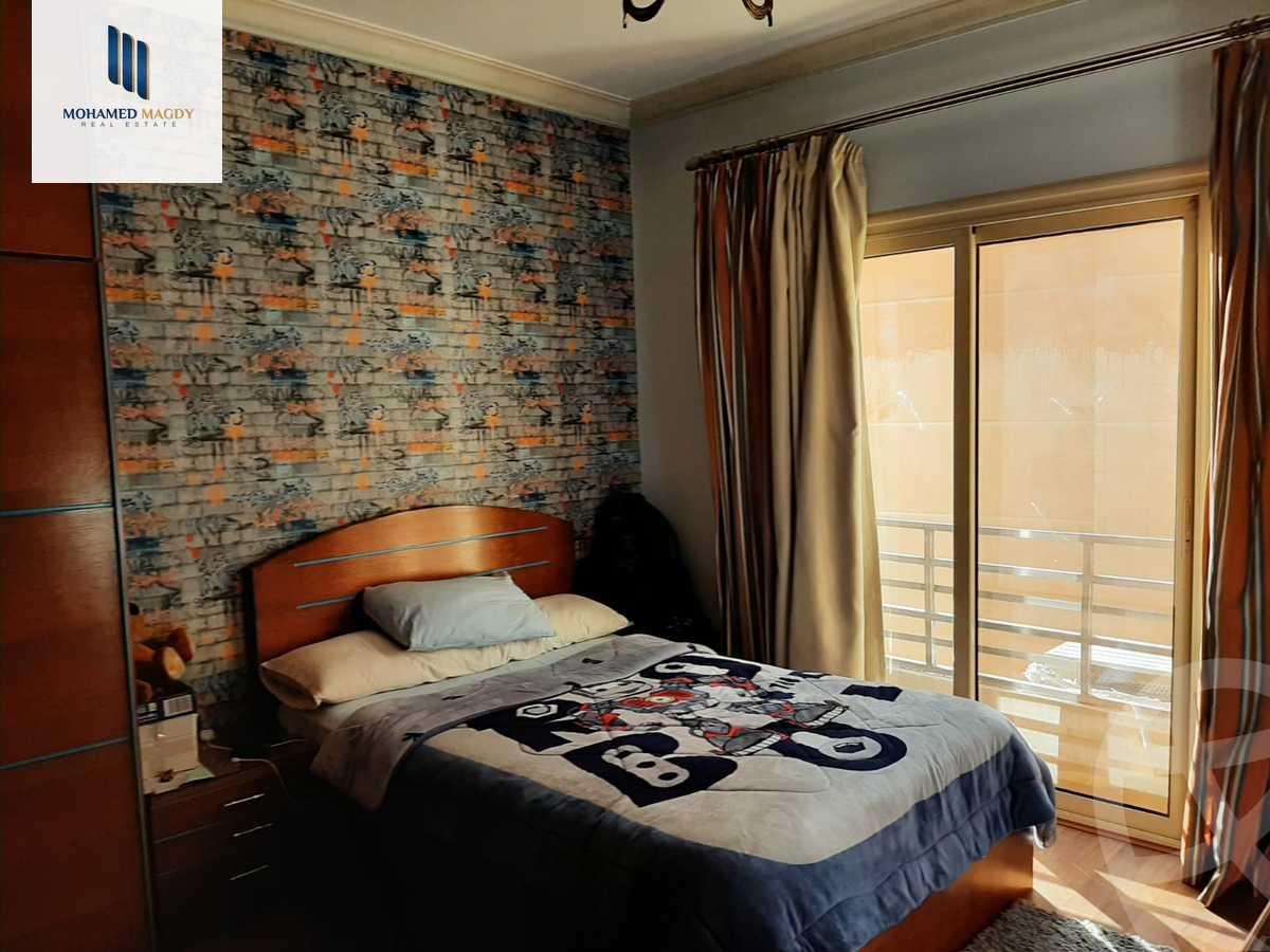 https://aqarmap.com.eg/en/listing/6018016-for-sale-cairo-el-sheikh-zayed-city-compounds-el-khamayel