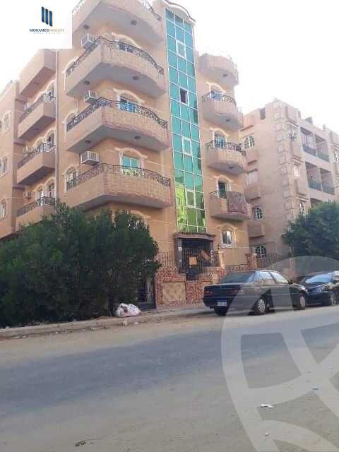 https://aqarmap.com.eg/en/listing/6023357-for-sale-cairo-6th-of-october-el-ahyaa-neighborhood-1st-al-maahad