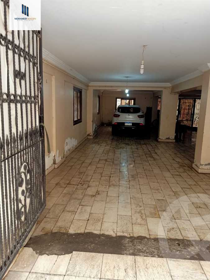 https://aqarmap.com.eg/en/listing/6028520-for-sale-cairo-6th-of-october-el-ahyaa-neighborhood-2nd-divided-from-al-kafrawei-st