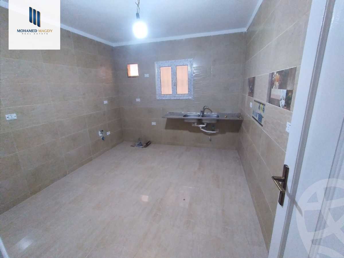 https://aqarmap.com.eg/en/listing/6029289-for-sale-cairo-6th-of-october-el-ahyaa-neighborhood-3rd-nasr-ammar-st