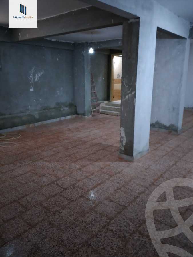 https://aqarmap.com.eg/en/listing/6029289-for-sale-cairo-6th-of-october-el-ahyaa-neighborhood-3rd-nasr-ammar-st