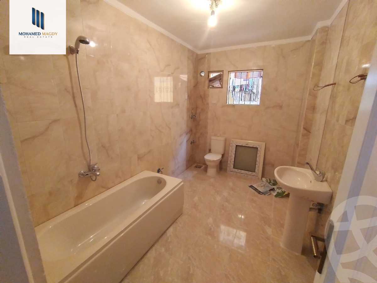 https://aqarmap.com.eg/en/listing/6029289-for-sale-cairo-6th-of-october-el-ahyaa-neighborhood-3rd-nasr-ammar-st