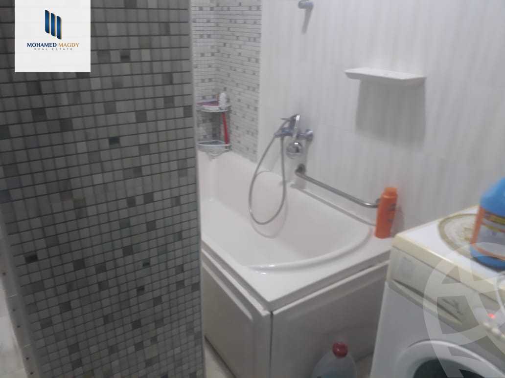 https://aqarmap.com.eg/en/listing/6033501-for-sale-cairo-6th-of-october-el-ahyaa-neighborhood-3rd-nasr-ammar-st