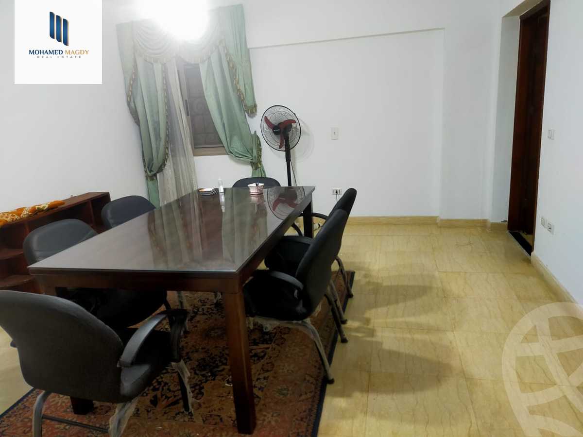https://aqarmap.com.eg/en/listing/6033501-for-sale-cairo-6th-of-october-el-ahyaa-neighborhood-3rd-nasr-ammar-st
