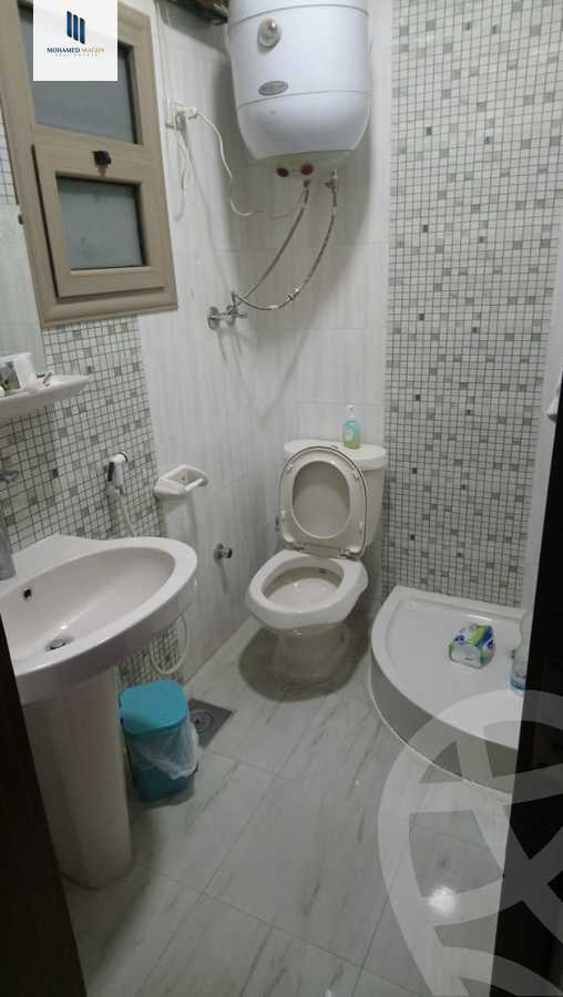 https://aqarmap.com.eg/en/listing/6033501-for-sale-cairo-6th-of-october-el-ahyaa-neighborhood-3rd-nasr-ammar-st