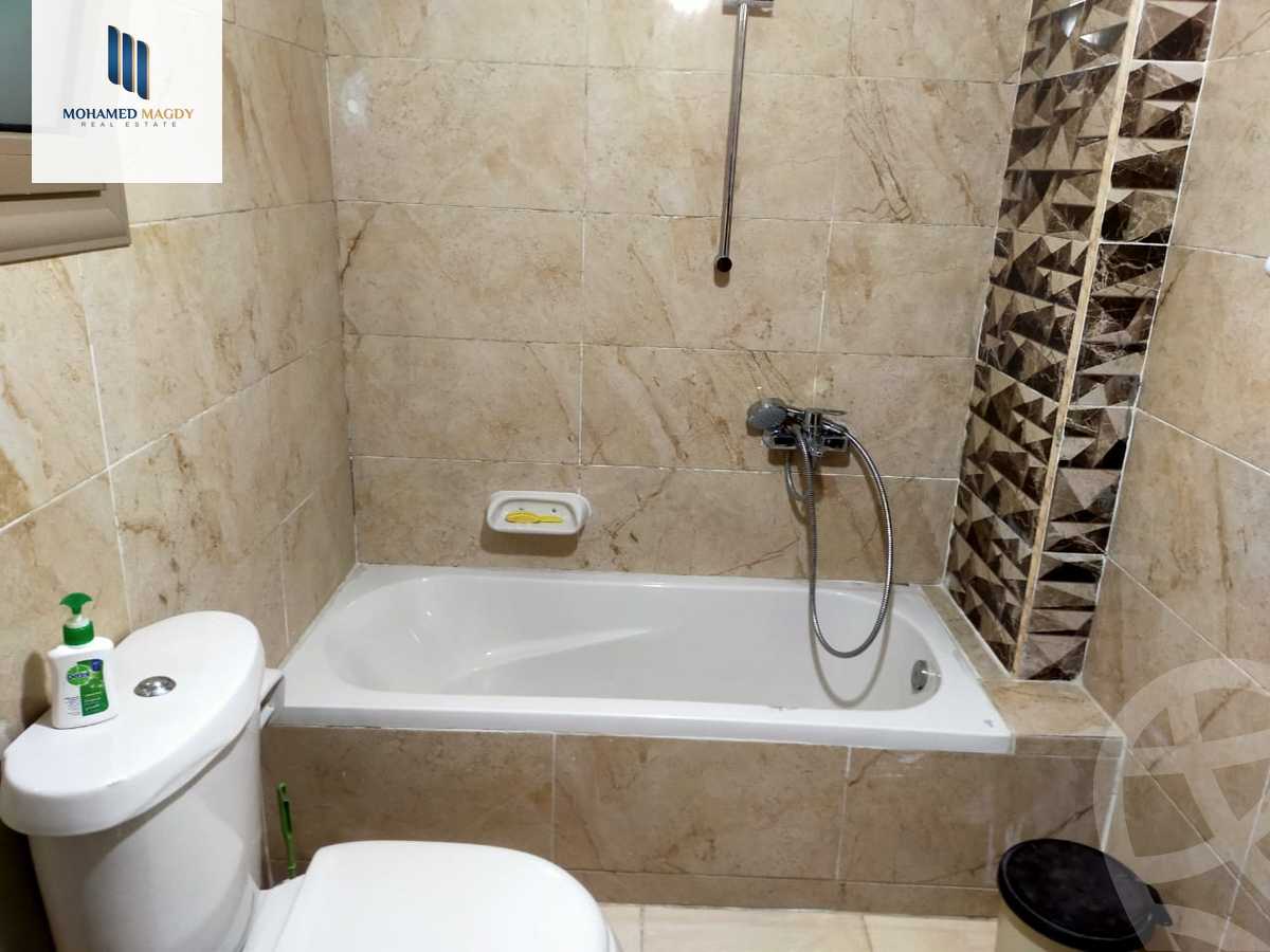 https://aqarmap.com.eg/en/listing/6033501-for-sale-cairo-6th-of-october-el-ahyaa-neighborhood-3rd-nasr-ammar-st