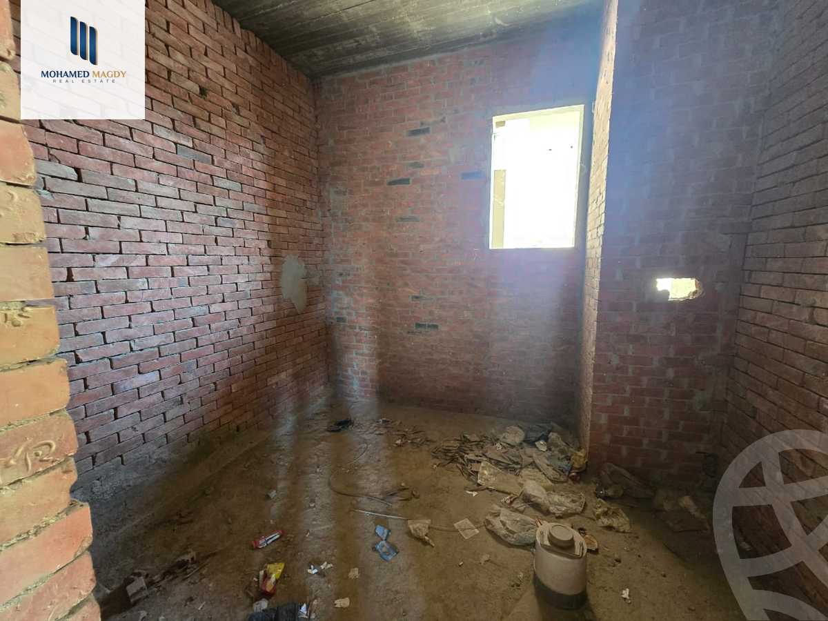 https://aqarmap.com.eg/en/listing/6035896-for-sale-cairo-6th-of-october-featured-neighborhood-first-touristic-village-el-shaheed-mohammed-abdul-latif-alshimi-st