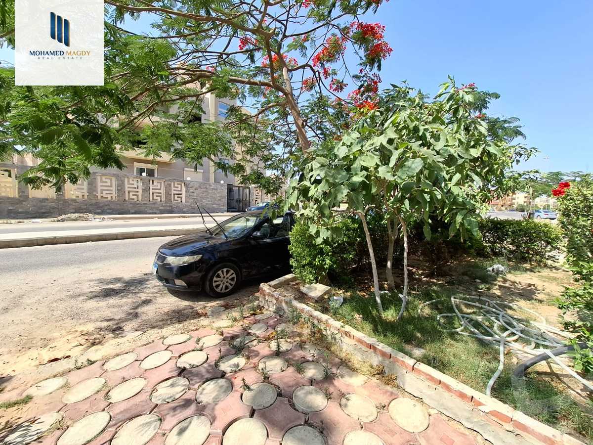 https://aqarmap.com.eg/ar/listing/6036121-for-sale-cairo-el-sheikh-zayed-city-el-hay-eltaseaa-area-1-el-bostan-st