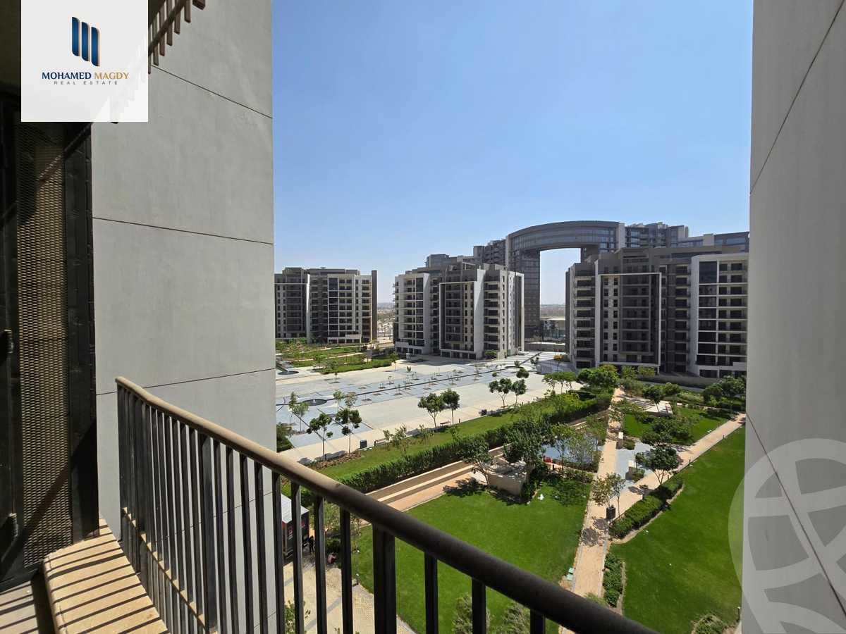 https://aqarmap.com.eg/en/listing/6036796-for-sale-cairo-el-sheikh-zayed-city-compounds-zyd-wr-llttwyr-park-towers-zed-el-sheikh-zayed-compound