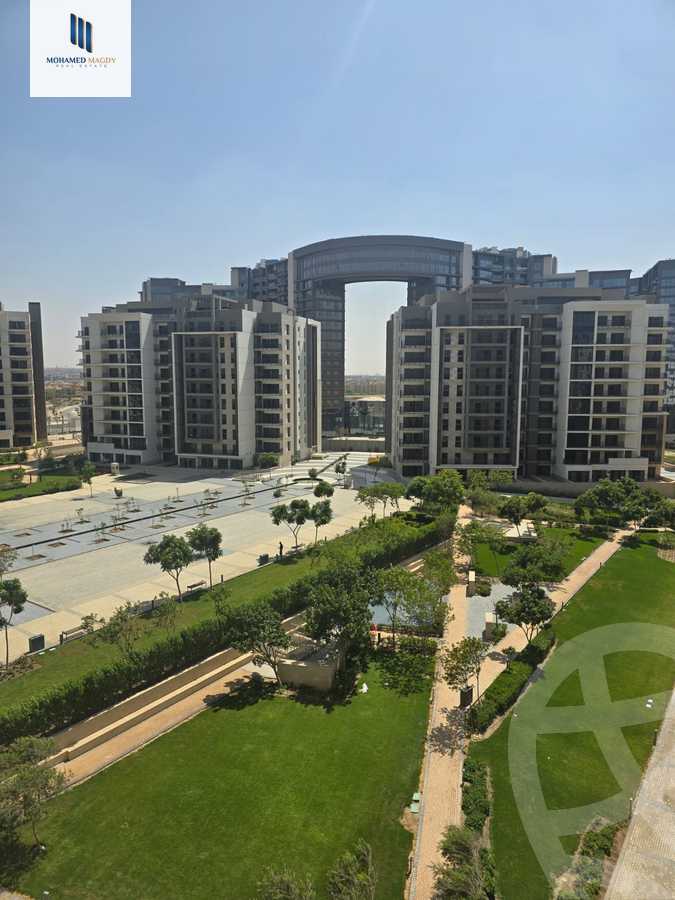 https://aqarmap.com.eg/en/listing/6036796-for-sale-cairo-el-sheikh-zayed-city-compounds-zyd-wr-llttwyr-park-towers-zed-el-sheikh-zayed-compound