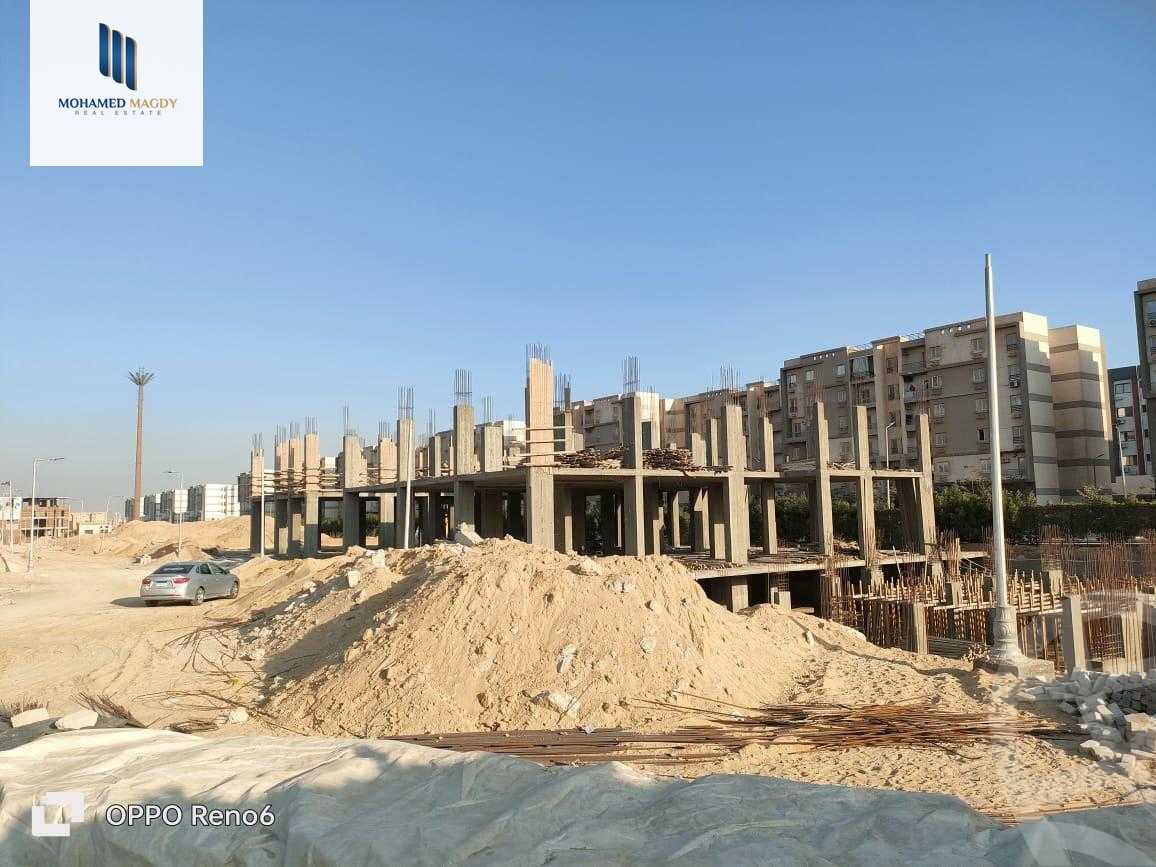 https://aqarmap.com.eg/ar/listing/6042517-for-sale-cairo-6th-of-october-el-wahatt-road